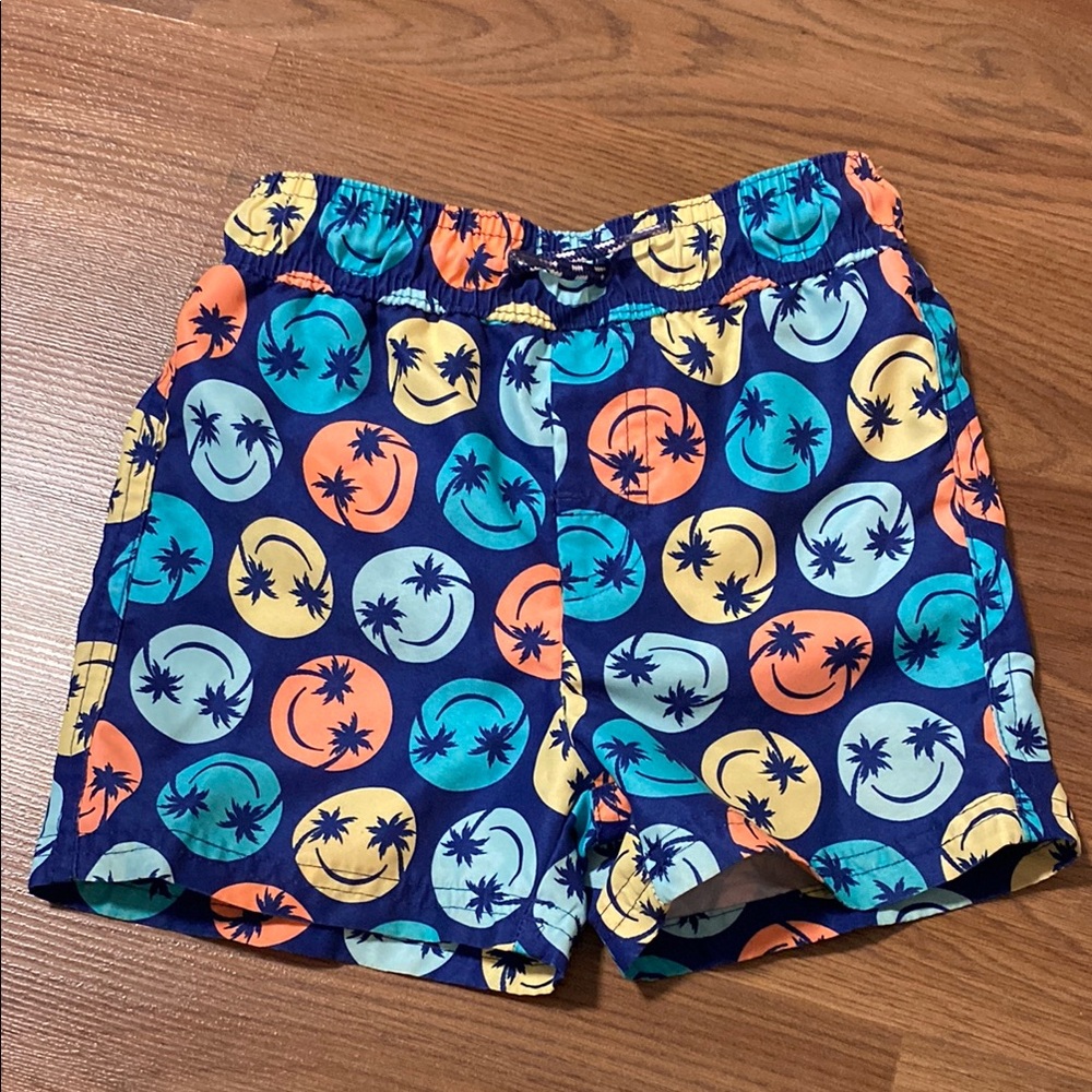 ✨8/$10. George bathing suit. Size 2T